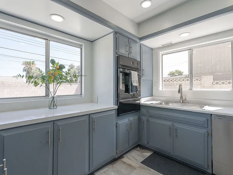 2298 Golden Arrow Dr — Photo 45