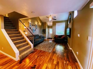 1065 68th St UNIT 5, West Des Moines, IA 50266