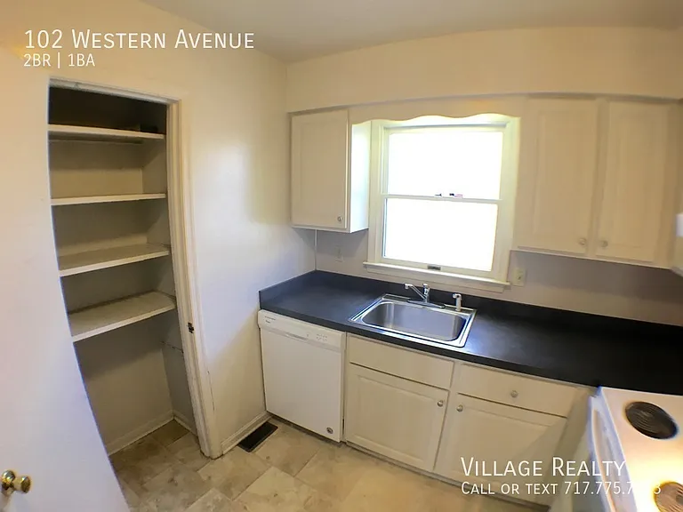 102 Western Ave — Photo 15