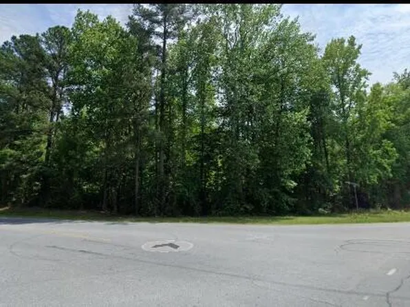 19 Dairy Rd, Troy, NC 27371