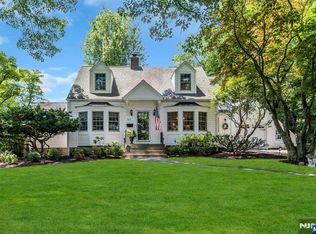 261 N Franklin Tpke, Ho Ho Kus, NJ 07423