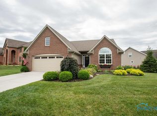 25151 Rocky Harbour Dr, Perrysburg, OH 43551