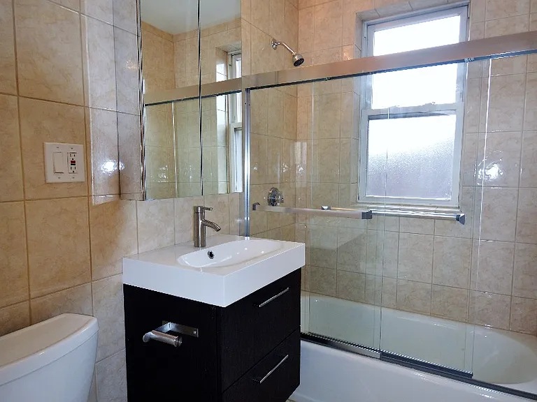 74 Browne St #1 — Photo 10