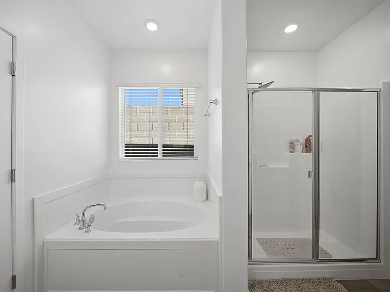 1677 S Cedar Mesa Dr — Photo 39