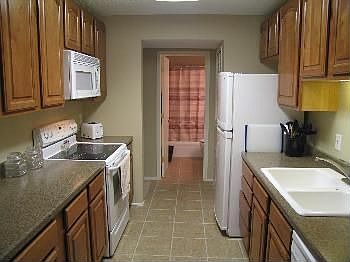 1st image of 132 Demont Ave E APT 235