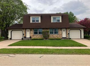 305 Lampert St, Oshkosh, WI 54901