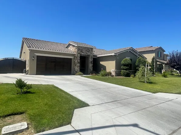 803 E Aretha Ave, Fowler, CA 93625