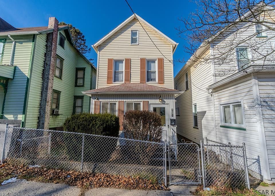 1st image of 751 Park Ave