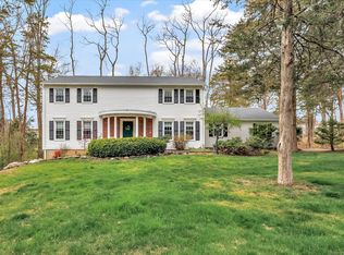 70 Cali Dr, Shelton, CT 06484