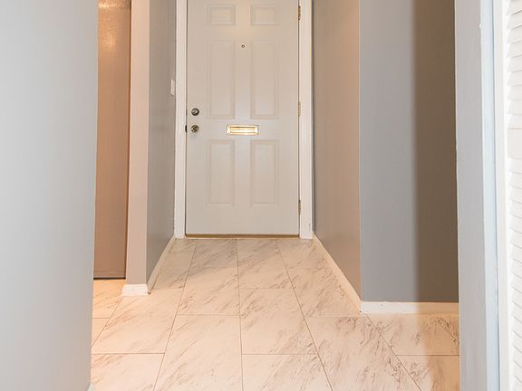 3rd image of 1840 Bristol Walk Unit 1840