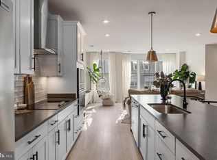 1112 Madeira Ter, Leesburg, VA 20175