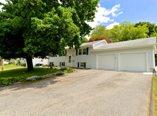 26 Sherwood Dr, New Milford, CT 06776
