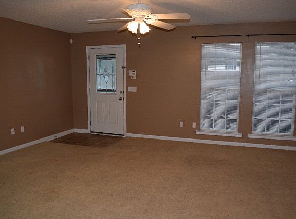 2nd image of 201 Thistlewood Dr