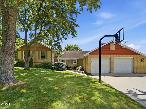 2nd image of 313 Charloe Cir
