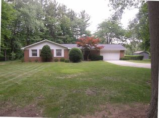 1136 W Walnut St, Saint Charles, MI 48655