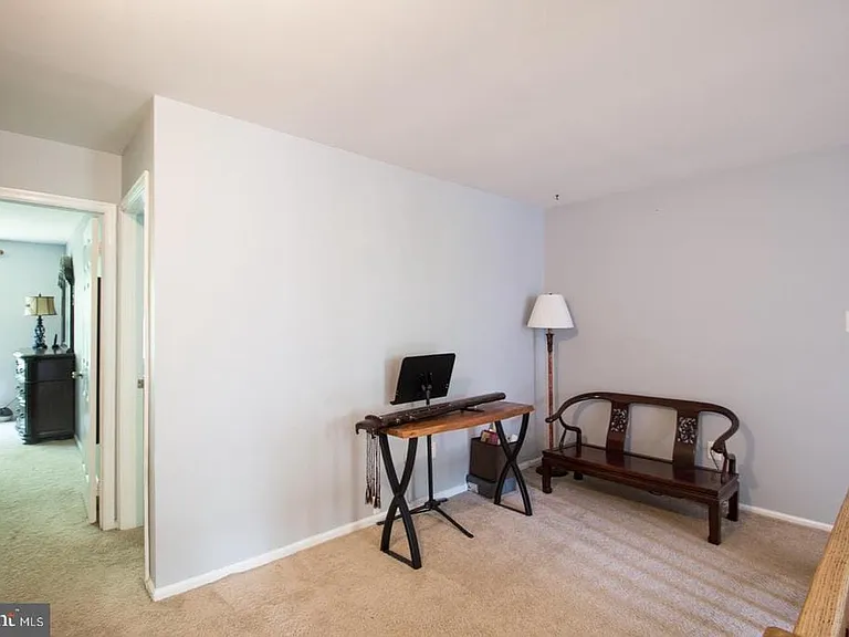 15 B Andover Cir #B — Photo 8