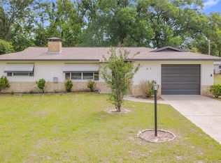 615 3rd Ave, Lady Lake, FL 32159