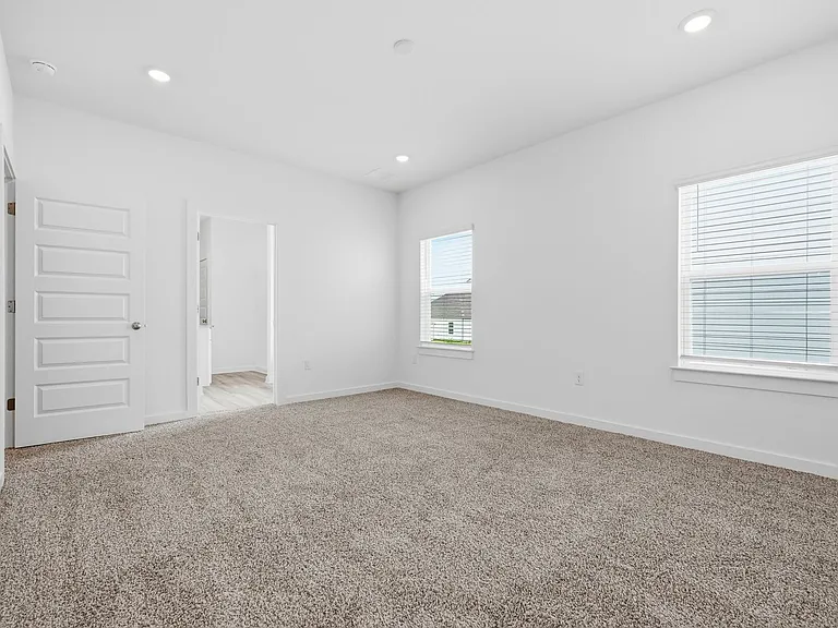 213 Huckleberry St — Photo 16