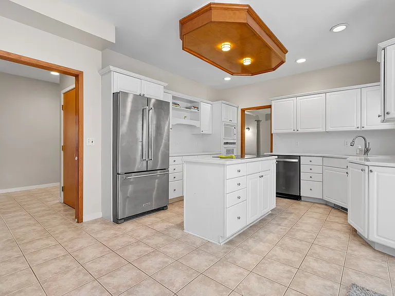 254 Hunters Trl — Photo 11