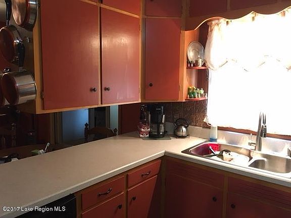 3rd image of 215 Dayton Ave SE