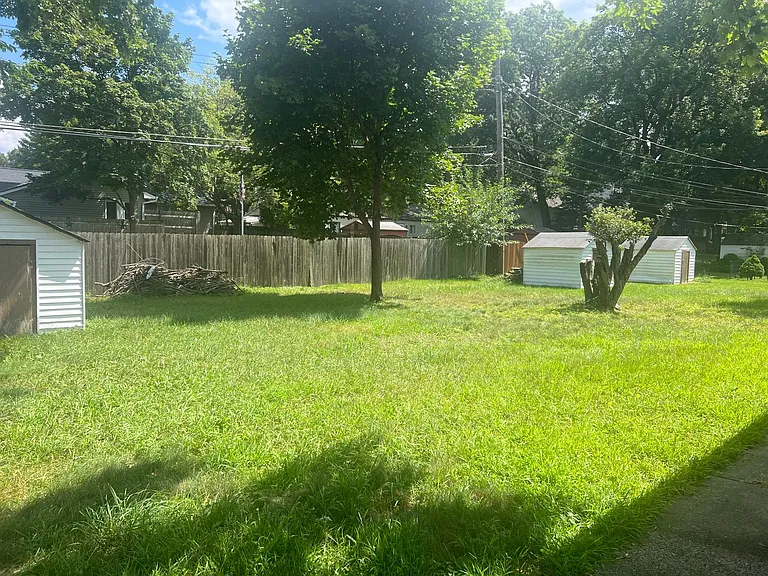 1774 N Carlson St — Photo 12