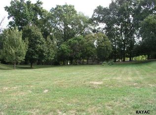 2380 Ashleigh Dr, York, PA 17402
