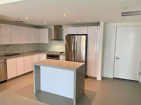 2nd image of 1600 NE 1st Ave APT 1008