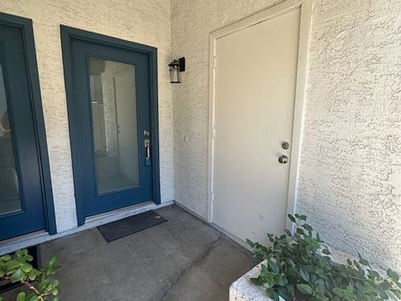 4th image of 720 S Roosevelt St APT 7