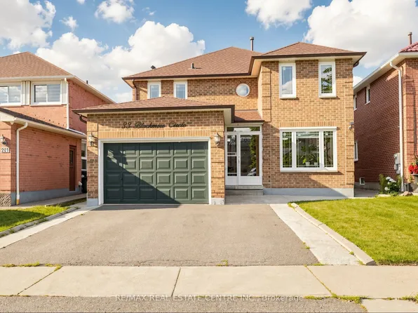 33 Blackmere Cir, Brampton, ON L6W 4B6