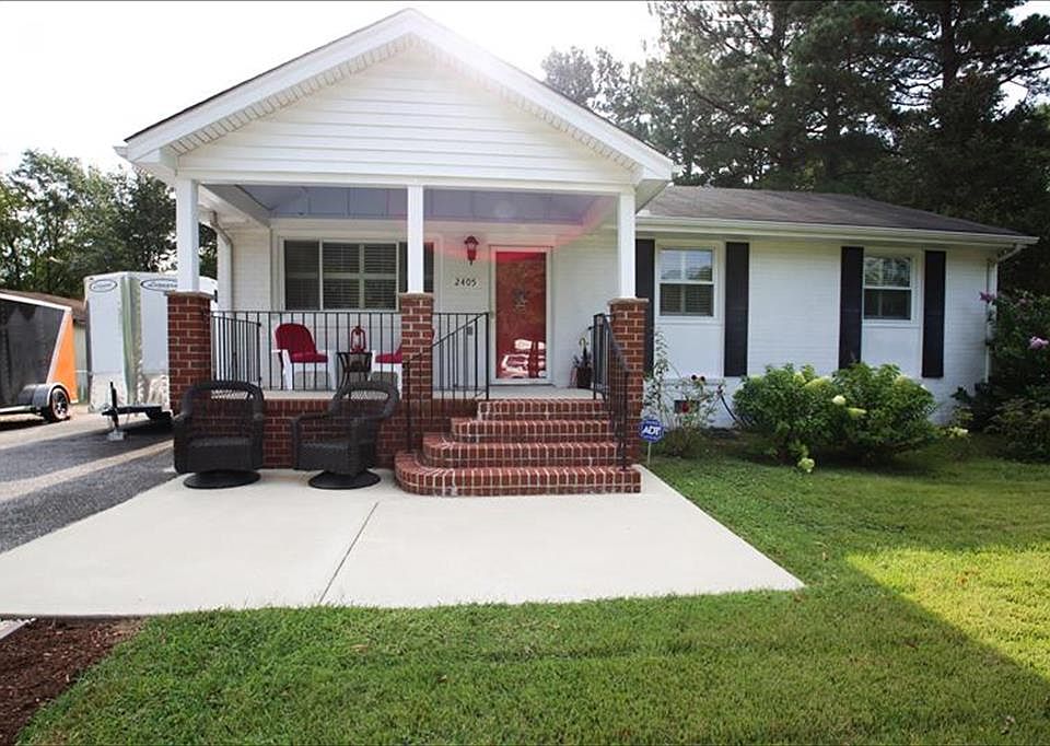 1st image of 2405 Crumpton Dr