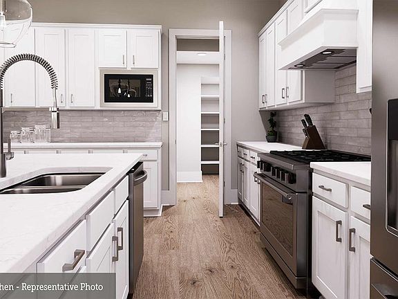 The Harkins - Kitchen