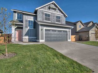 5254 N Beaham Ave, Meridian, ID 83646