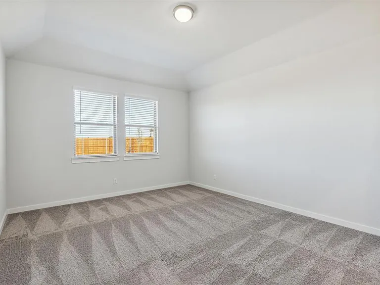 907 Hazel Dr — Photo 15