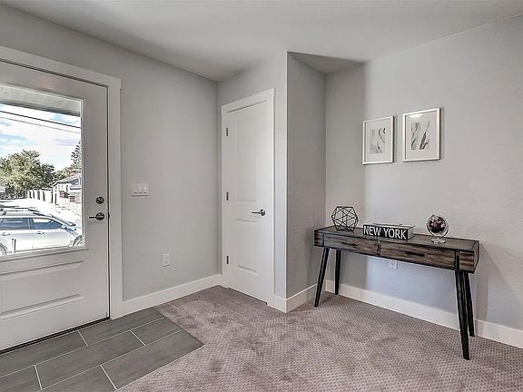 Entrance with coat closet