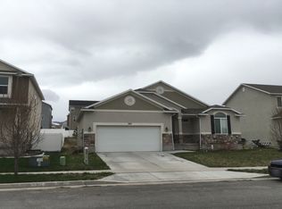 353 W Slate Dr, Tooele, UT 84074