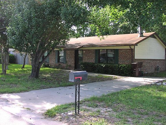 2nd image of 1133 Coral Dr