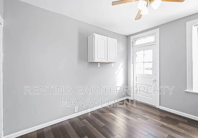 3868 Meramec St #2F — Photo 12