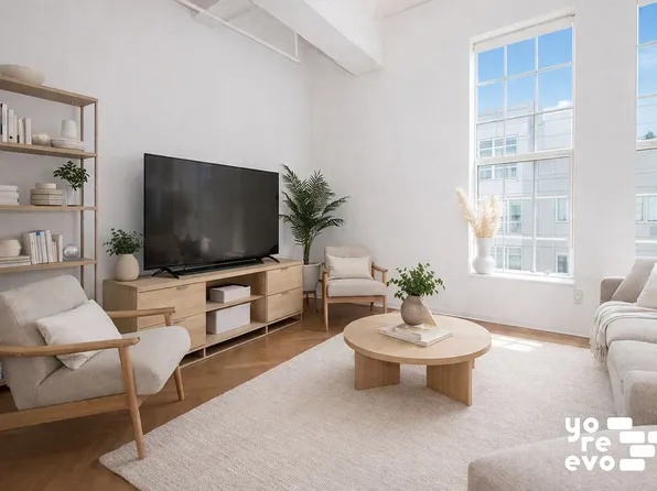 184 Kent Ave APT D419, Brooklyn, NY 11249