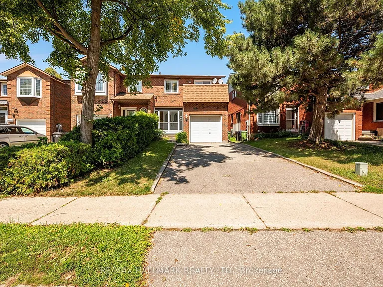 154 Robert Hicks Dr — Photo 1