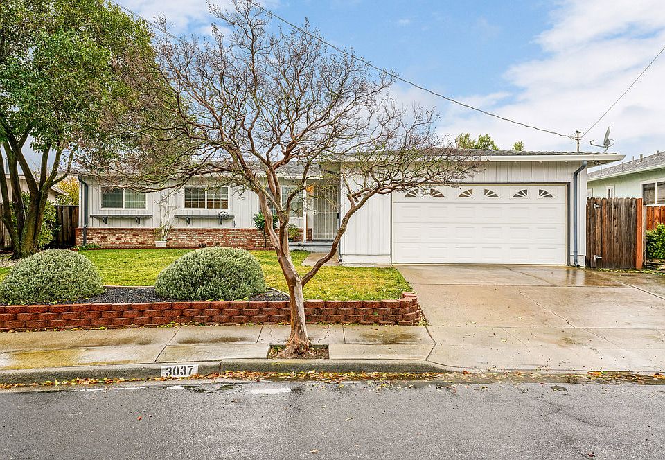 1st image of 3037 Windsor Dr