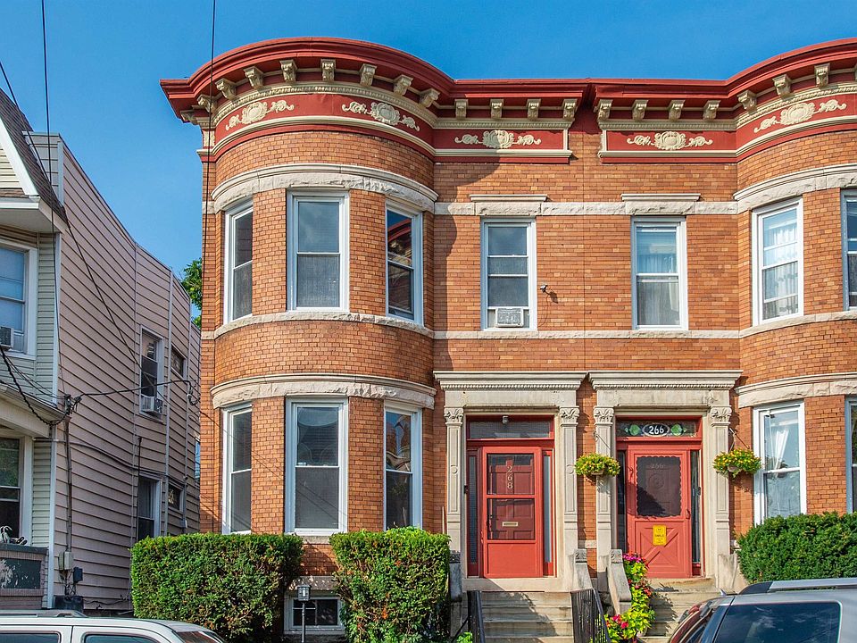 1st image of 268 Woodlawn Ave