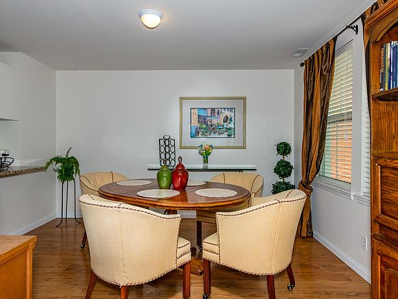 5th image of 1313 Missouri Ave APT F