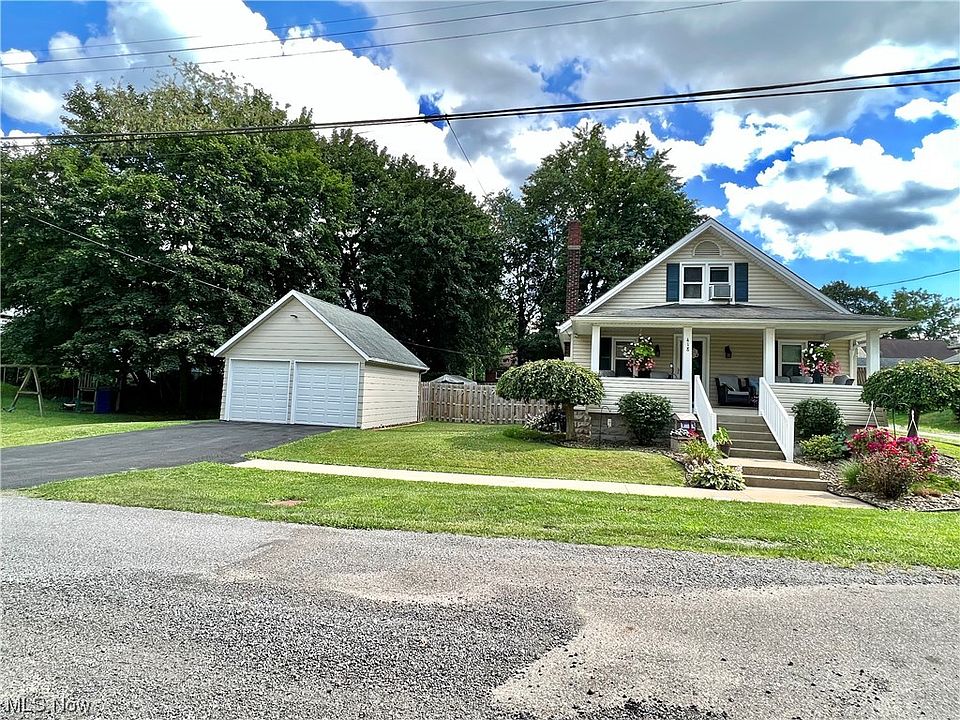 1st image of 418 Maplewood Ave