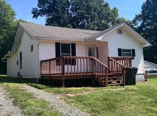 912 Franklin St, Thomasville, NC 27360