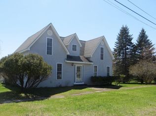601 Whittemore St, Tawas City, MI 48763