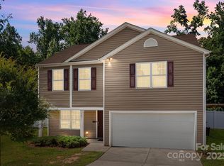 2021 Tarzi Ln, Charlotte, NC 28215