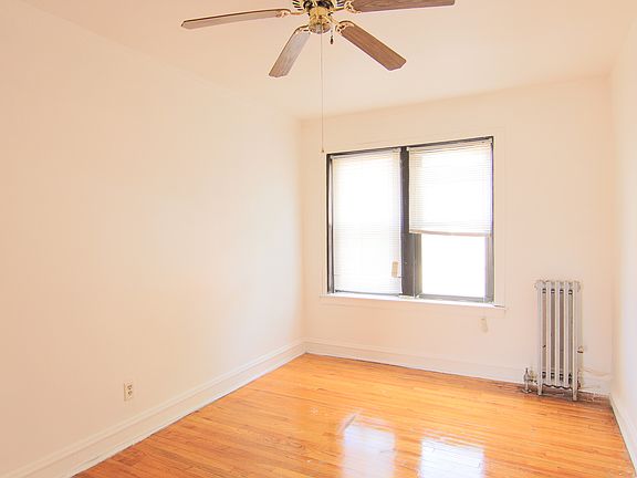 2nd image of 7150 S Claremont Ave APT 3