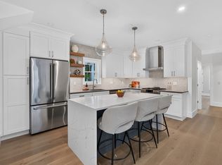 131 Hudson St #1, Somerville, MA 02144