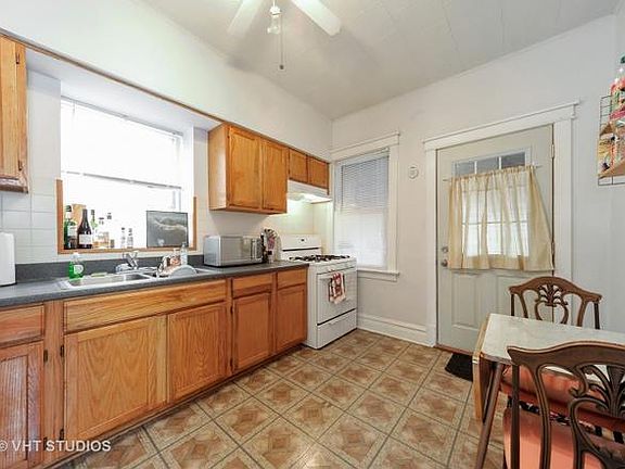 4th image of 2820 N Mozart St #3