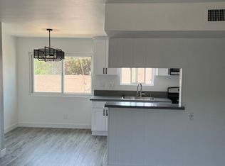 10901 Larch Ave APT 11, Inglewood, CA 90304
